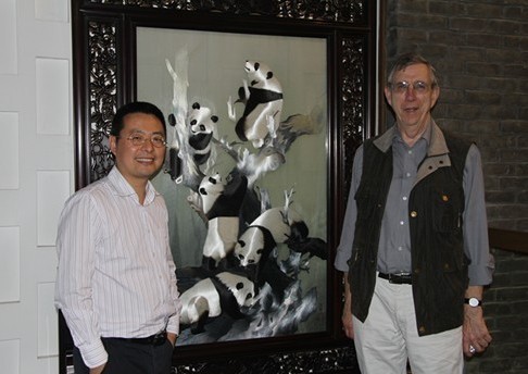 英国皇家特许建筑设备工程师协会主席David F Hughes先生莅临我司交流访问