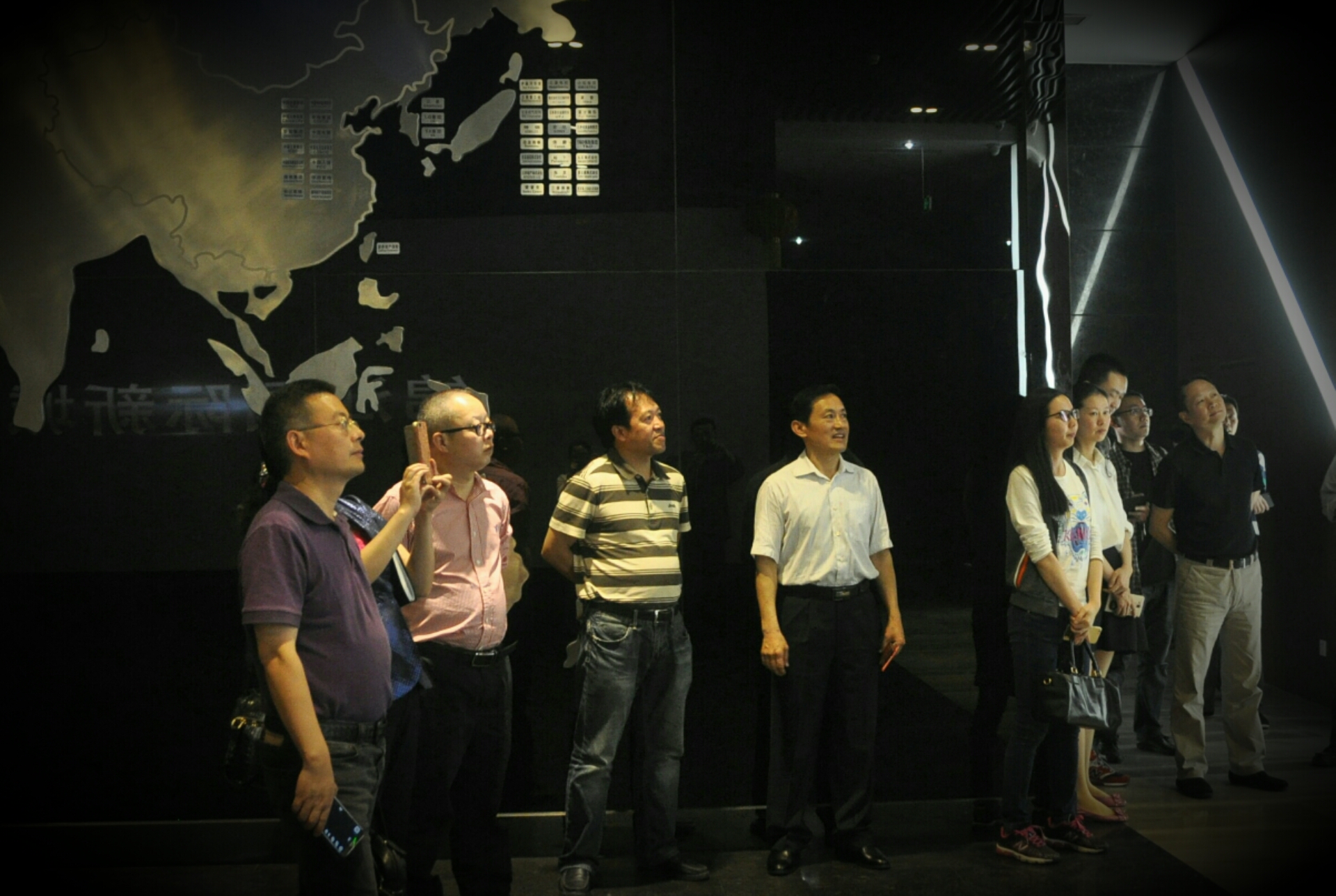 发挥政协委员桥梁作用  助推成都高质量发展