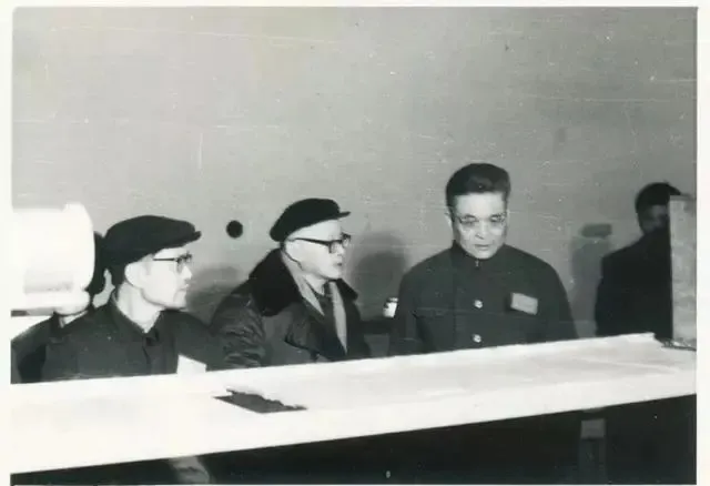 和漂亮老师做爰4