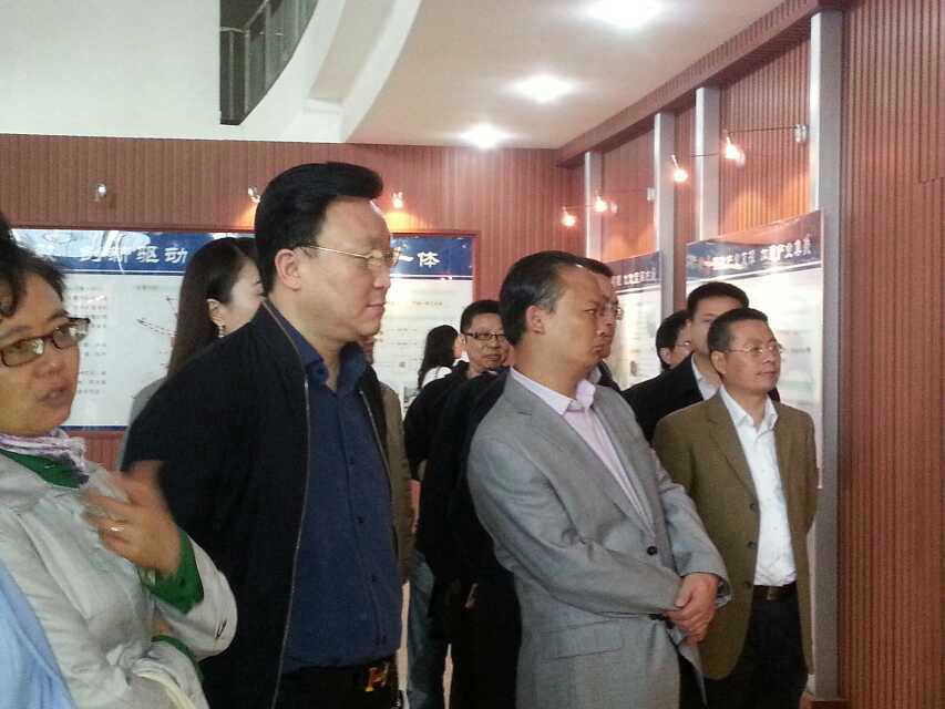 和漂亮老师做爰4