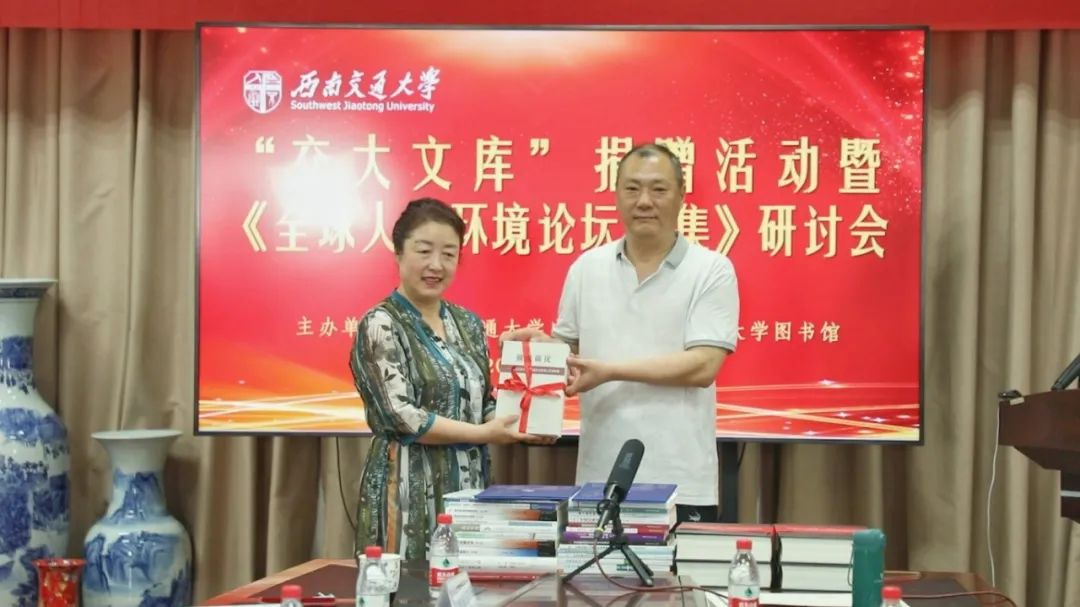 和漂亮老师做爰4