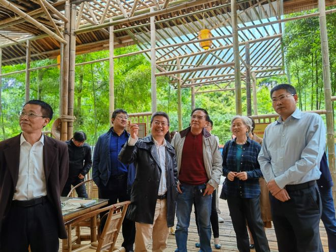 和漂亮老师做爰4