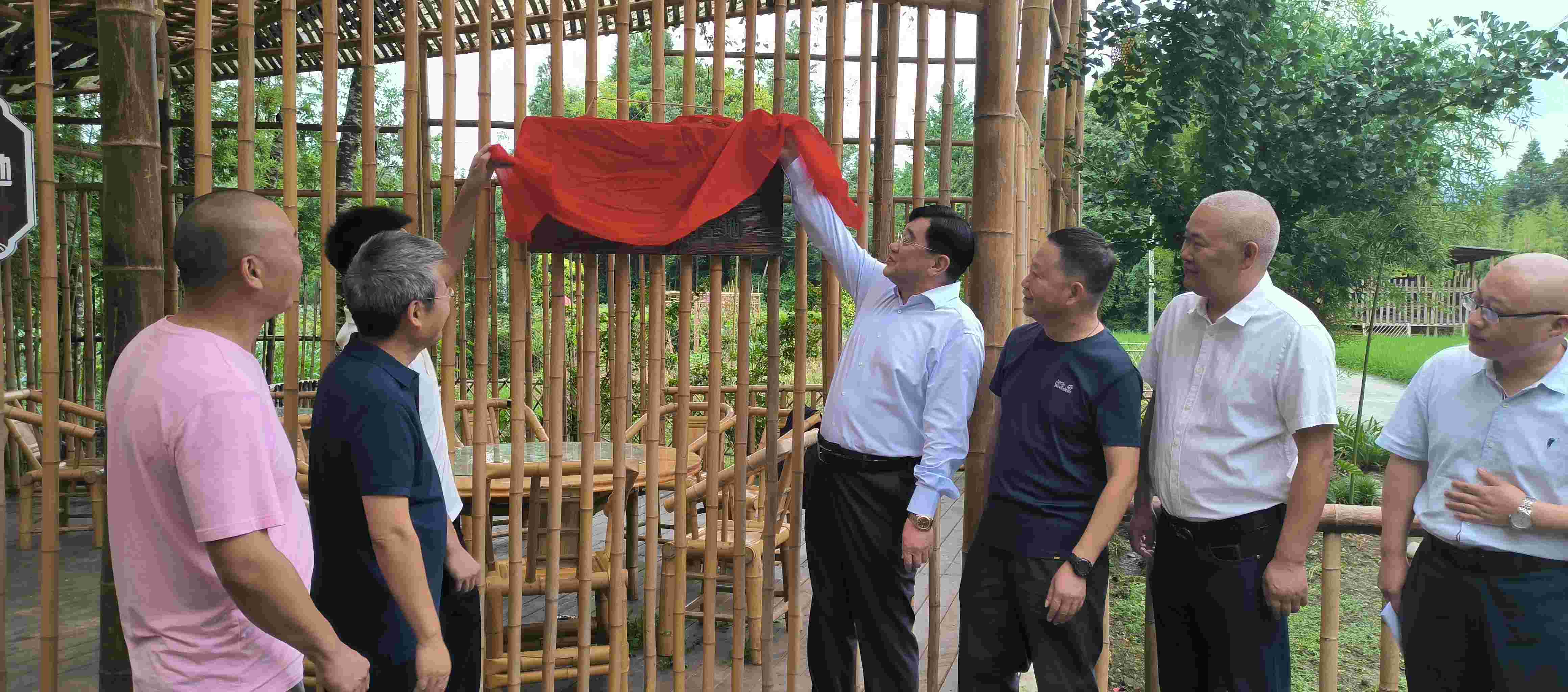 和漂亮老师做爰4