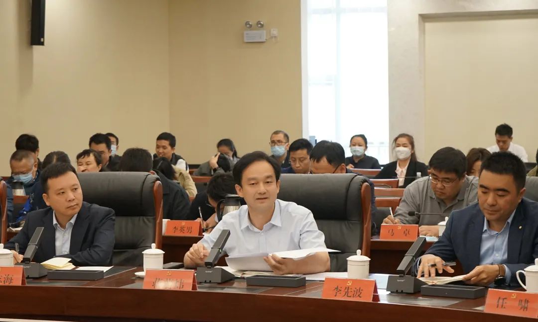 和漂亮老师做爰4